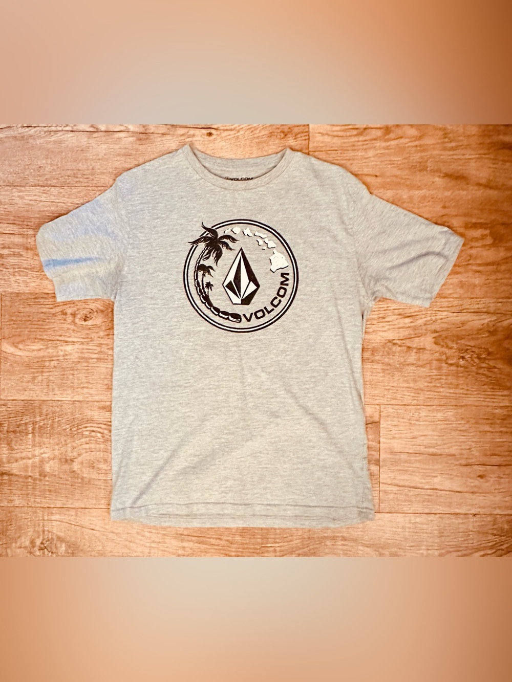 Boys Volcom Gray Graphic Tshirt Size XL
